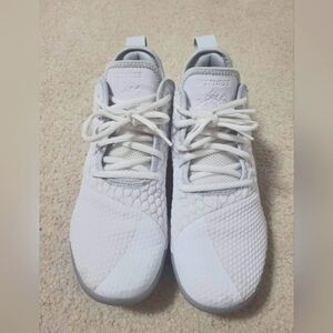 LeBron Witness 3 Shoes